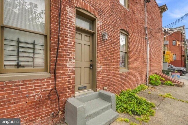 Foto del edificio - 1301 Washington Blvd