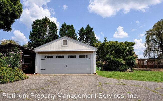 Building Photo - 3 br, 3 bath House - 4695 Morton Rd