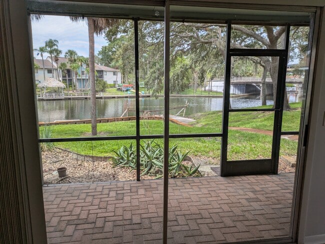 Building Photo - 6303 Newtown Cir