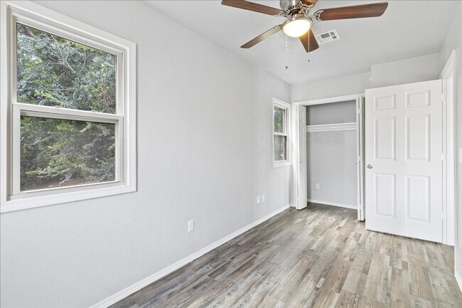 Building Photo - 4610 N Classen Blvd