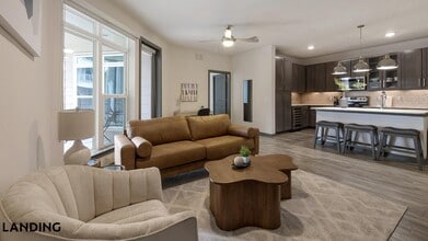 Building Photo - 3001 Crockett St