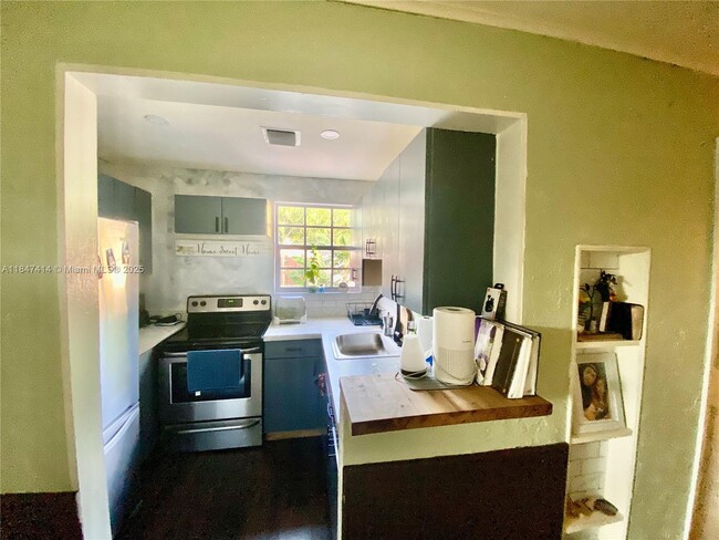 Foto del edificio - 3761 SW 45th Terrace