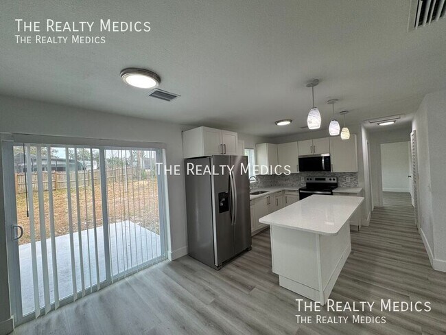 Foto del edificio - 1150 Overlook Terrace