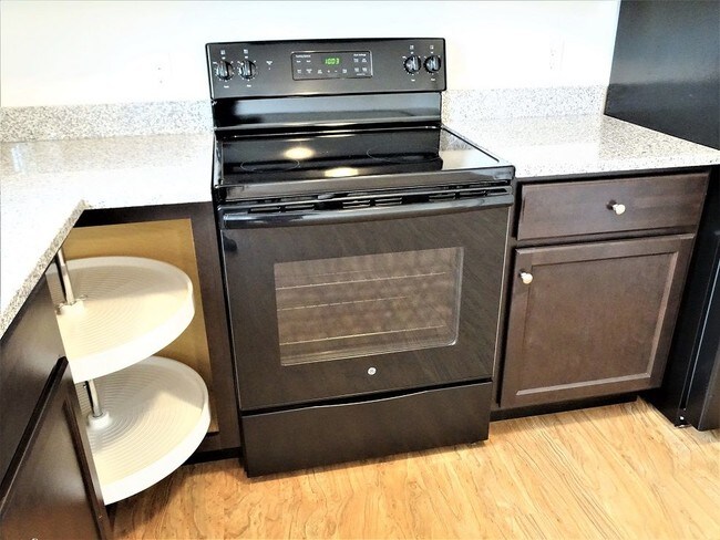 Foto del edificio - 3 Bedroom Townhouse with Lovely Kitchen
