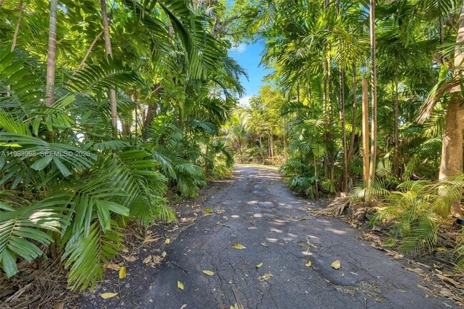 Building Photo - 10110 SW 66th St