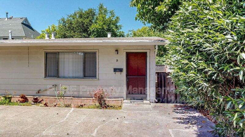 Foto principal - 630 Wright St
