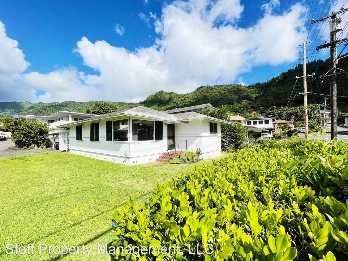 Primary Photo - 3 br, 1 bath House - 2954 Kahaloa St.