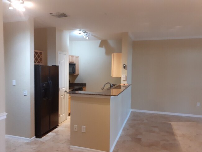 Foto del edificio - 5000 Culbreath Key Way