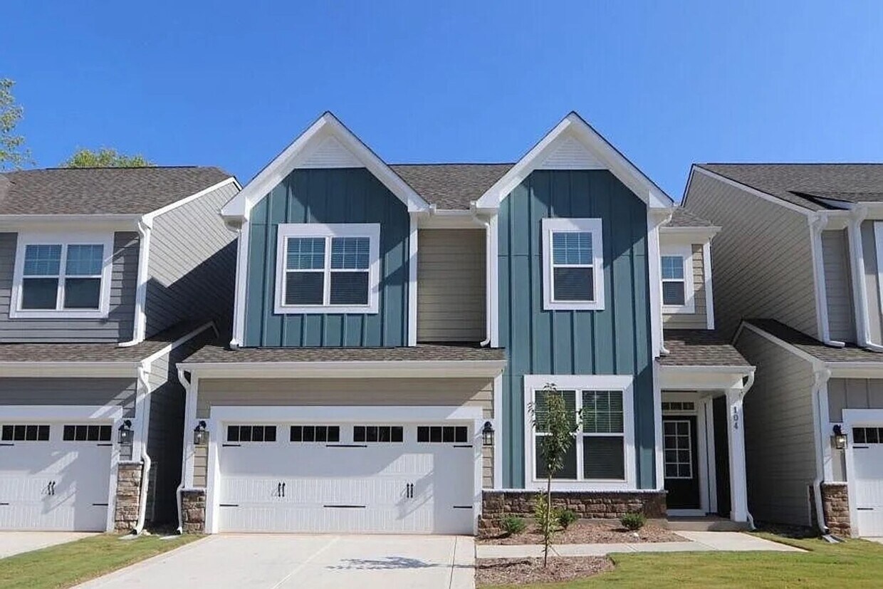 Primary Photo - Charming 4BR House in Holly Springs