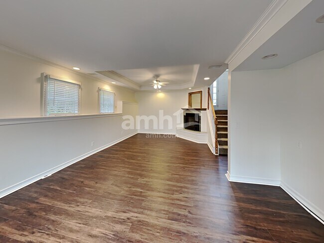 Building Photo - 468 Springfield Drive