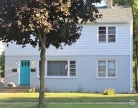 Building Photo - 8129 W Villard Ave