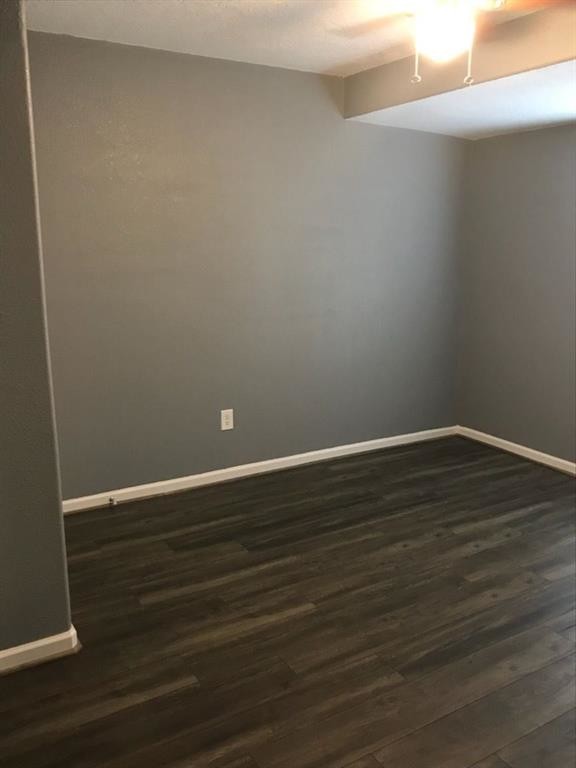 Foto del edificio - 9241 Forest View St
