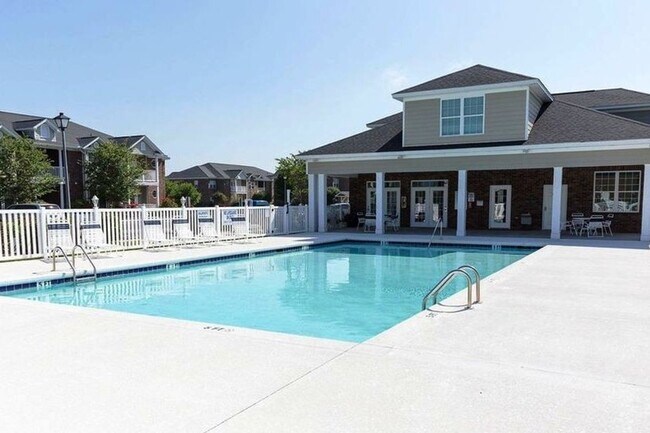 First Floor, 3 Bedroom, 2 Bath Unfurnished... - First Floor, 3 Bedroom, 2 Bath Unfurnished... Apartment