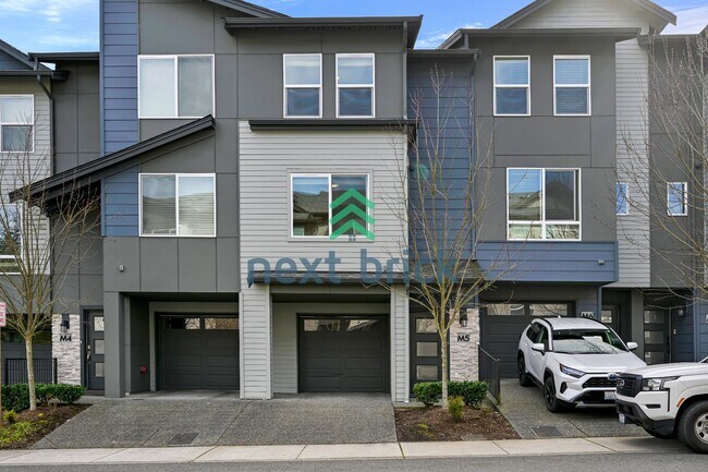 Foto del edificio - 3 Bed and 3 Bath Single Family Home is Available for Rent!