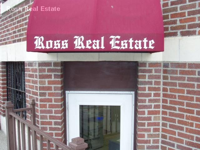Primary Photo - 95 Beach Rd