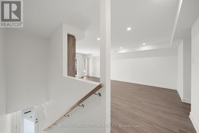Building Photo - 1231 Shillington Ave