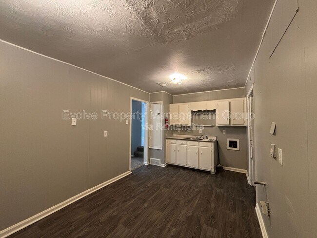 Foto del edificio - 4268 Glenbrook St