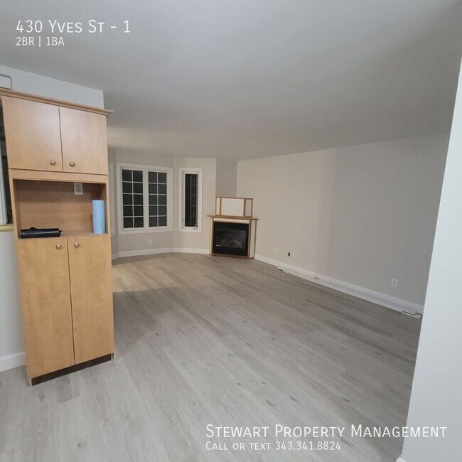 Building Photo - 430 Yves St