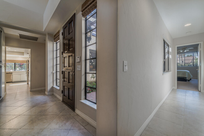 Building Photo - 49 Santo Domingo Dr