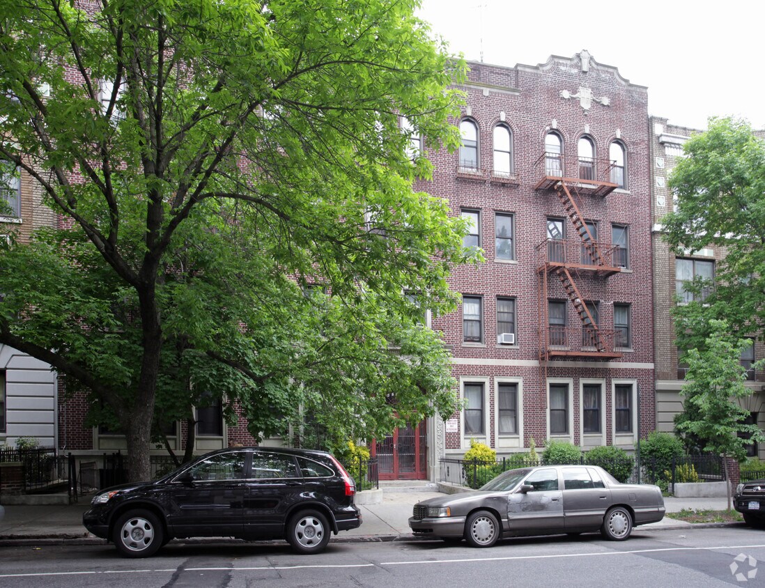 I-417 St Johns Pl - 417 St Johns Place