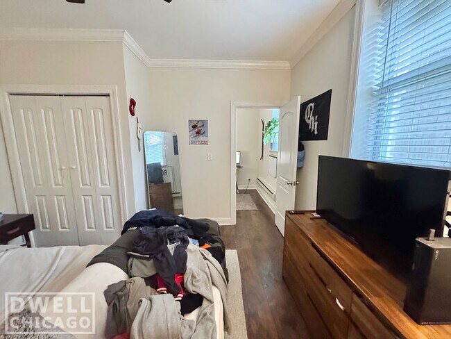 Foto del edificio - 2113 N Dayton St