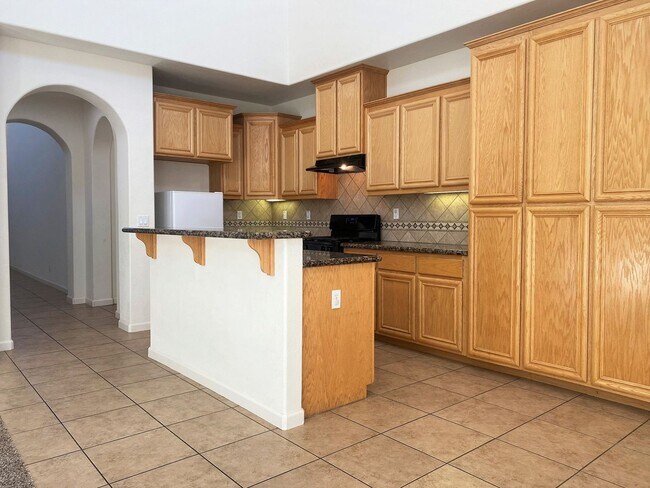 Building Photo - 4212 Theresa Ct