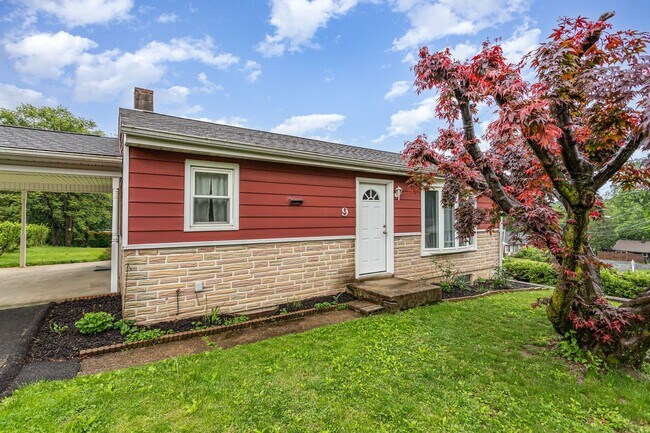 Building Photo - 9 W Highland Ave