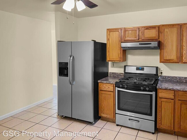 Building Photo - 3 br, 1 bath House - 130 Starlight Terrace