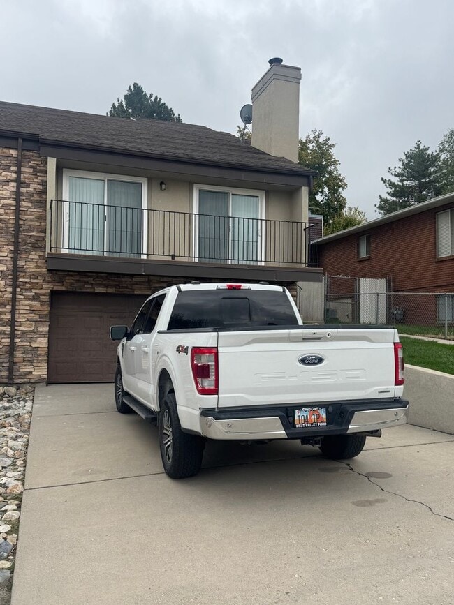 Beautiful Cottonwood Heights Duplex! - Beautiful Cottonwood Heights Duplex! House