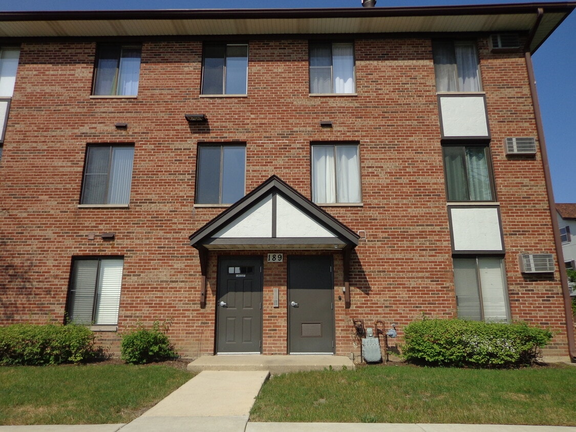 Primary Photo - 189 N Gregory St