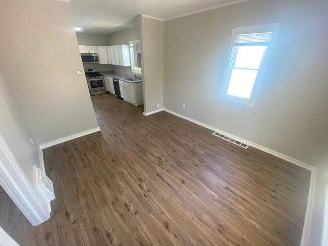 Foto del edificio - Renovated 2 Bed 1 Bath House