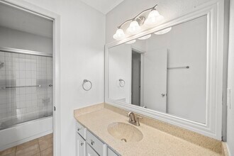 Building Photo - 7847 Green Lawn Dr