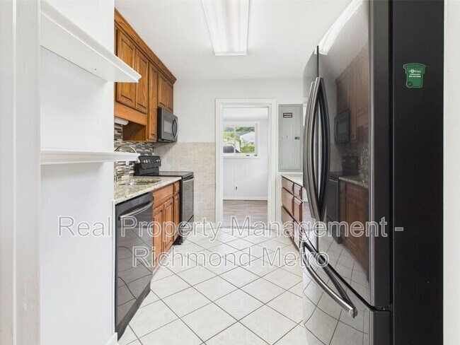 Foto del edificio - 1661 Rockwood Rd