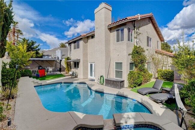Building Photo - 2805 Klondike Ct