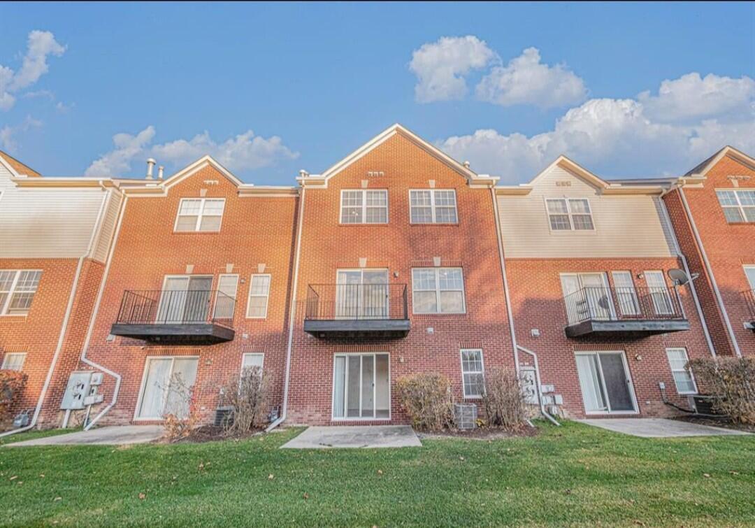 Foto principal - 526 Cherry Orchard Rd