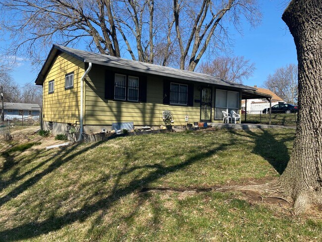 Foto del edificio - 3512 Cypress Ave