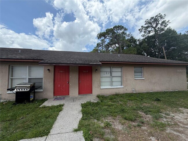 Foto del edificio - 2463 Chestnut Woods Dr