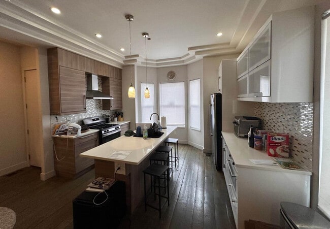 Building Photo - 24 Washburn St