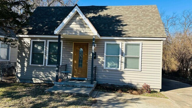 Foto del edificio - 1502 Barkley St