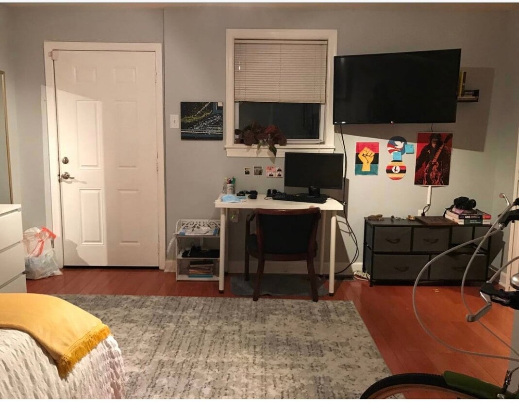 Photo - 2425 North Capitol St NE (Washington, DC)