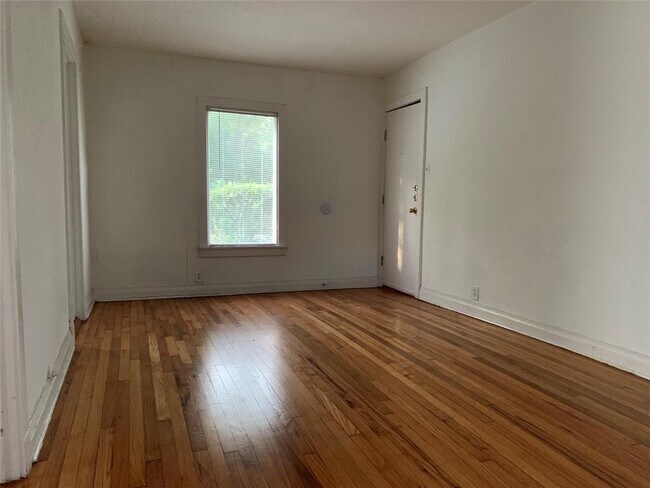 Foto del edificio - 4812 Hazard St