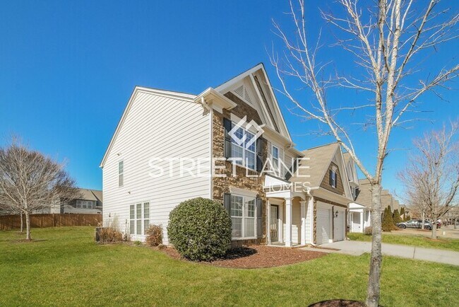 Building Photo - SPRING SPECIAL!!! $500 off first month’s r...