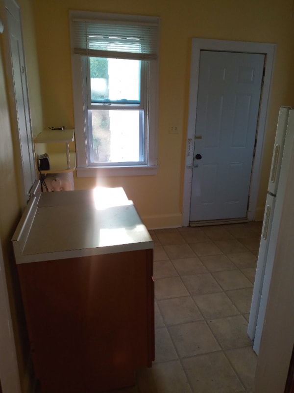 Building Photo - 1210 Erie St