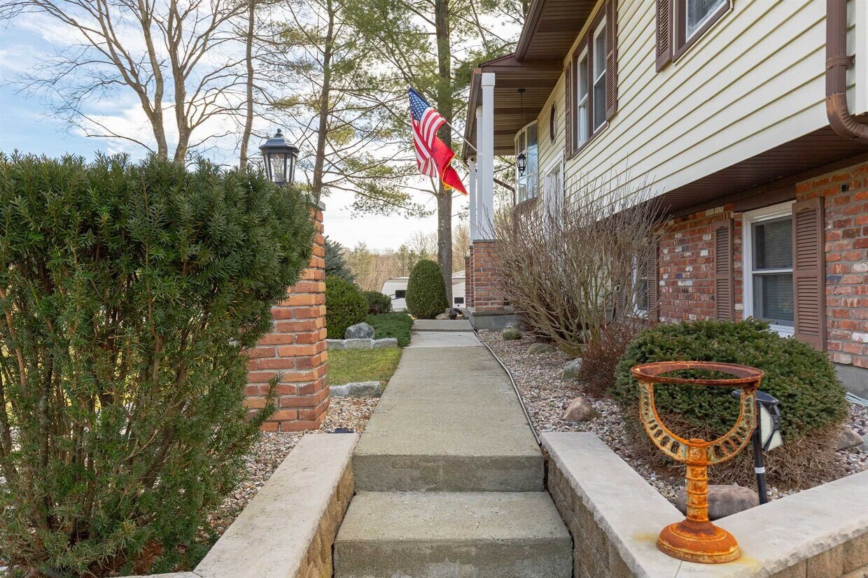 6 Johnson Rd, Lagrangeville, NY 12540 House Rental in Lagrangeville