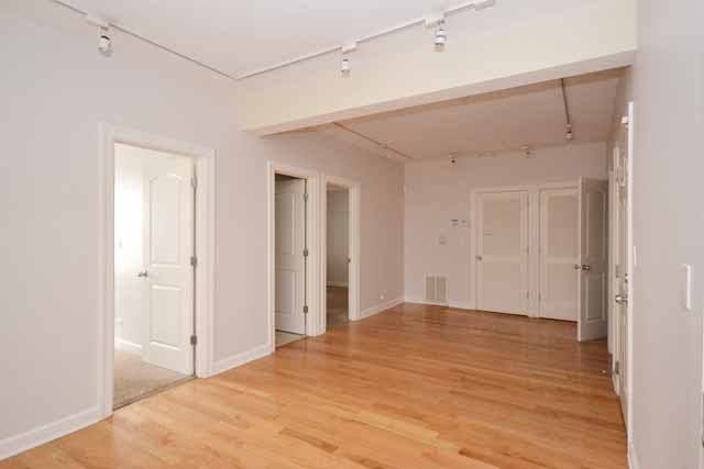 Building Photo - 841 E 52nd St