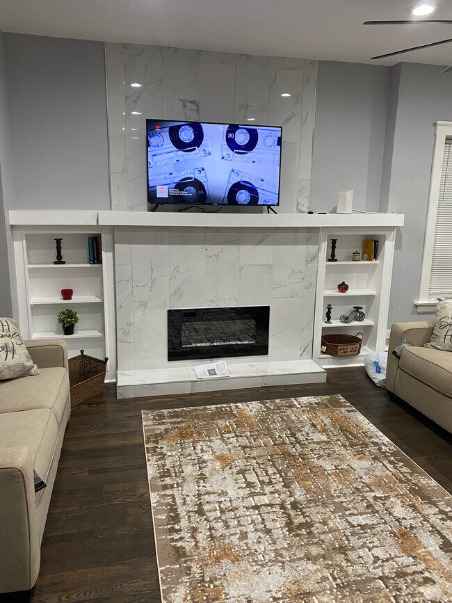 Foto del edificio - 8027 S Kimbark Ave