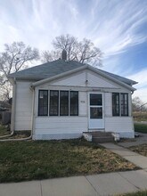 Building Photo - 1402 S 7th St