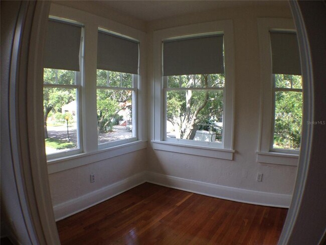 Foto del edificio - 823 S Oregon Ave