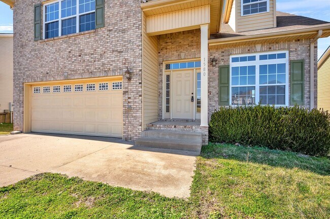 Foto del edificio - Perfect Family Layout with Office & Large Fenced Backyard