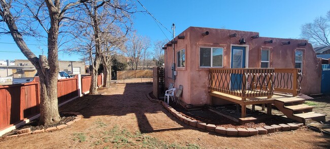 Building Photo - 1 Bedroom Home Near Downtown Florence